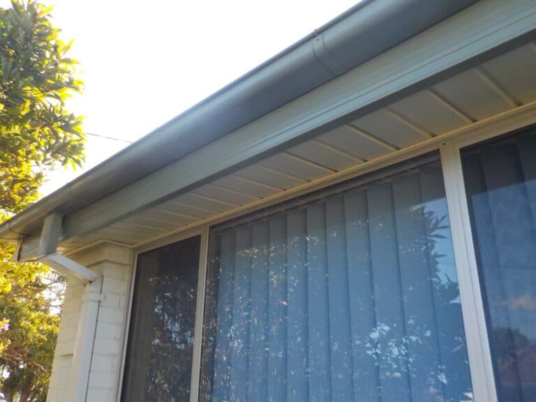 Scholley St Matyfield Ace gutter and fascia cover - Vinyl Wall Cladding Projects - Forever Boards